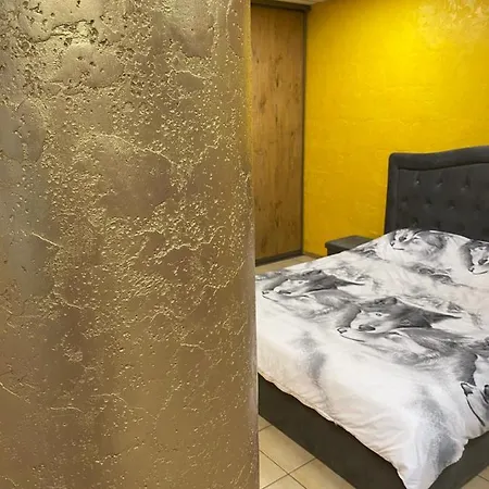 Apartment Jacuzzi Old Town Free Parking