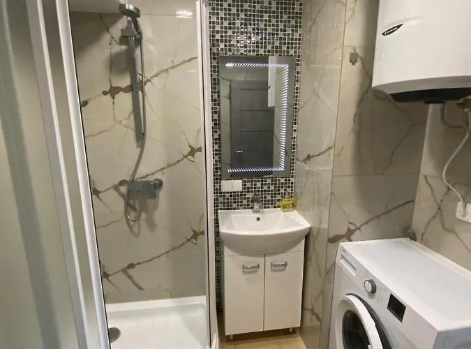 Jacuzzi Old Town Free Parking *