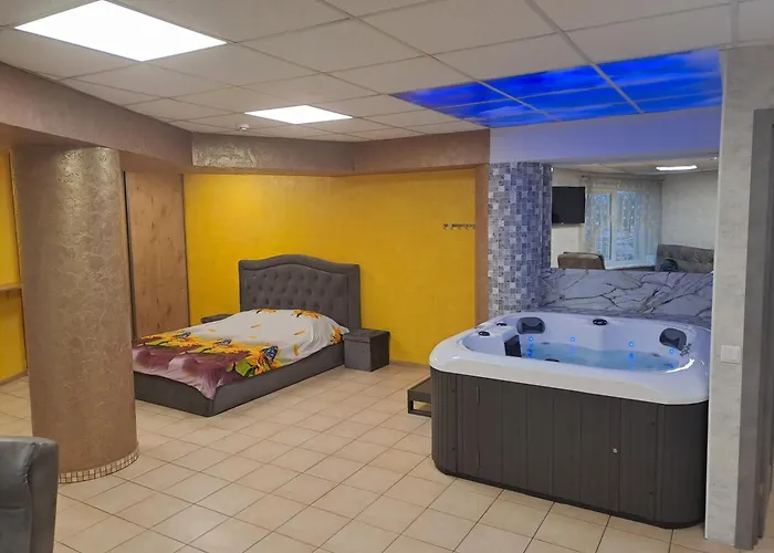 Apartment Jacuzzi Old Town Free Parking *